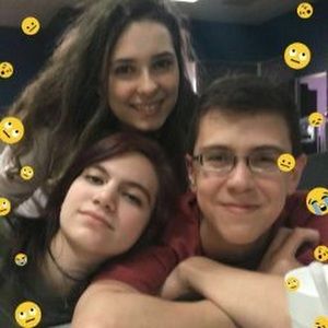 Meet your Posher, Deangela